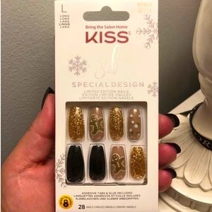 LIMITED EDITION KISS GEL FANTASY NAILS